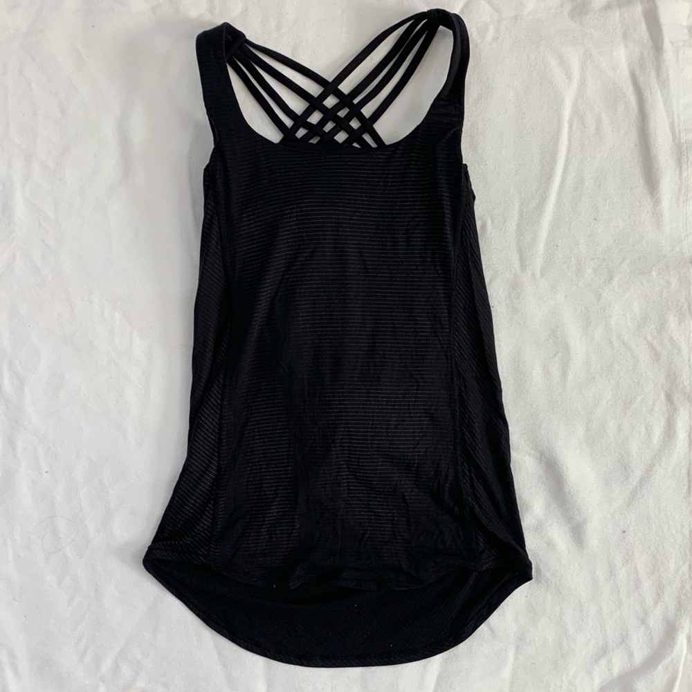 Lululemon top with built in sports bra, size 4